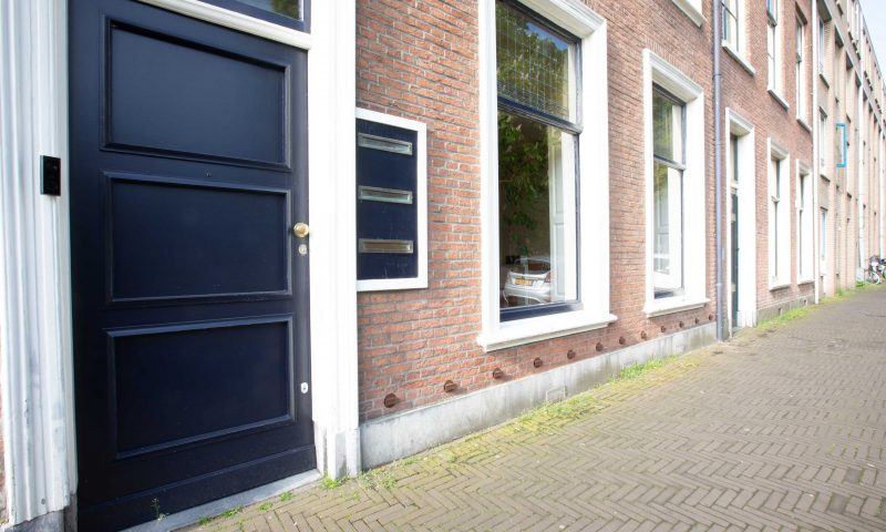 Bekijk foto 3 van Huijgensstraat 24