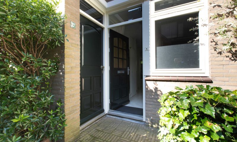 Bekijk foto 6 van Dag Hammerskjöldstraat 27